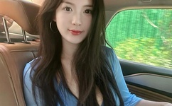 欧美又粗又大AAAA片